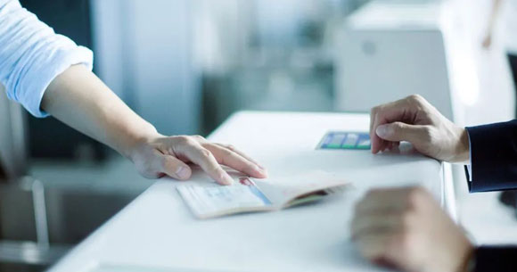 香港公司注册银行开户被拒？2026年最新条件与避坑指南（一次通过）