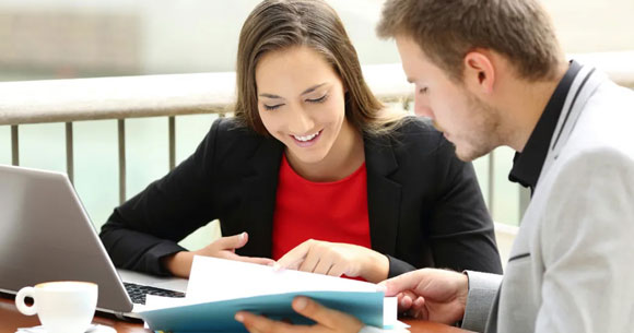 出海企业为何选择新加坡的 PEO 模式？